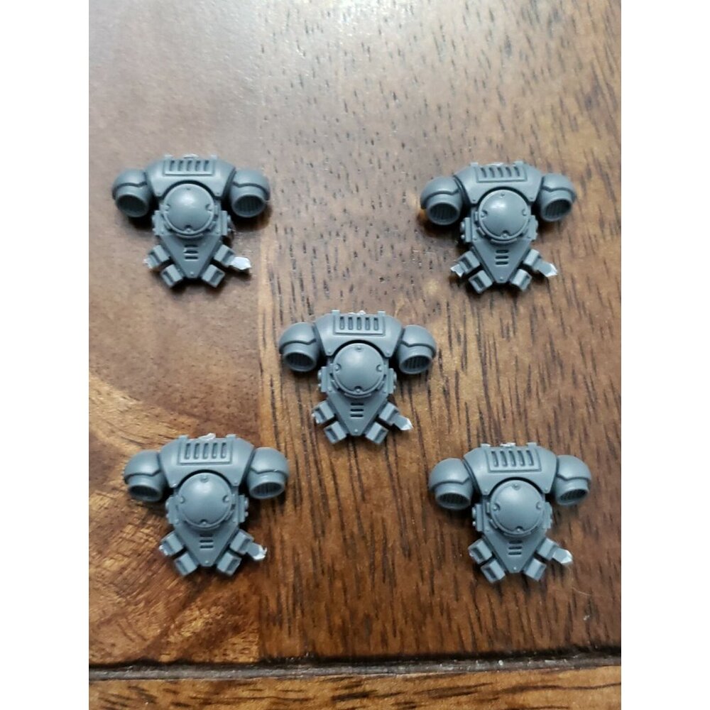 Warhammer 40k Space Marine Bits Primaris Intercessor Engraved Backpacks x5 - Picture 3 of 4